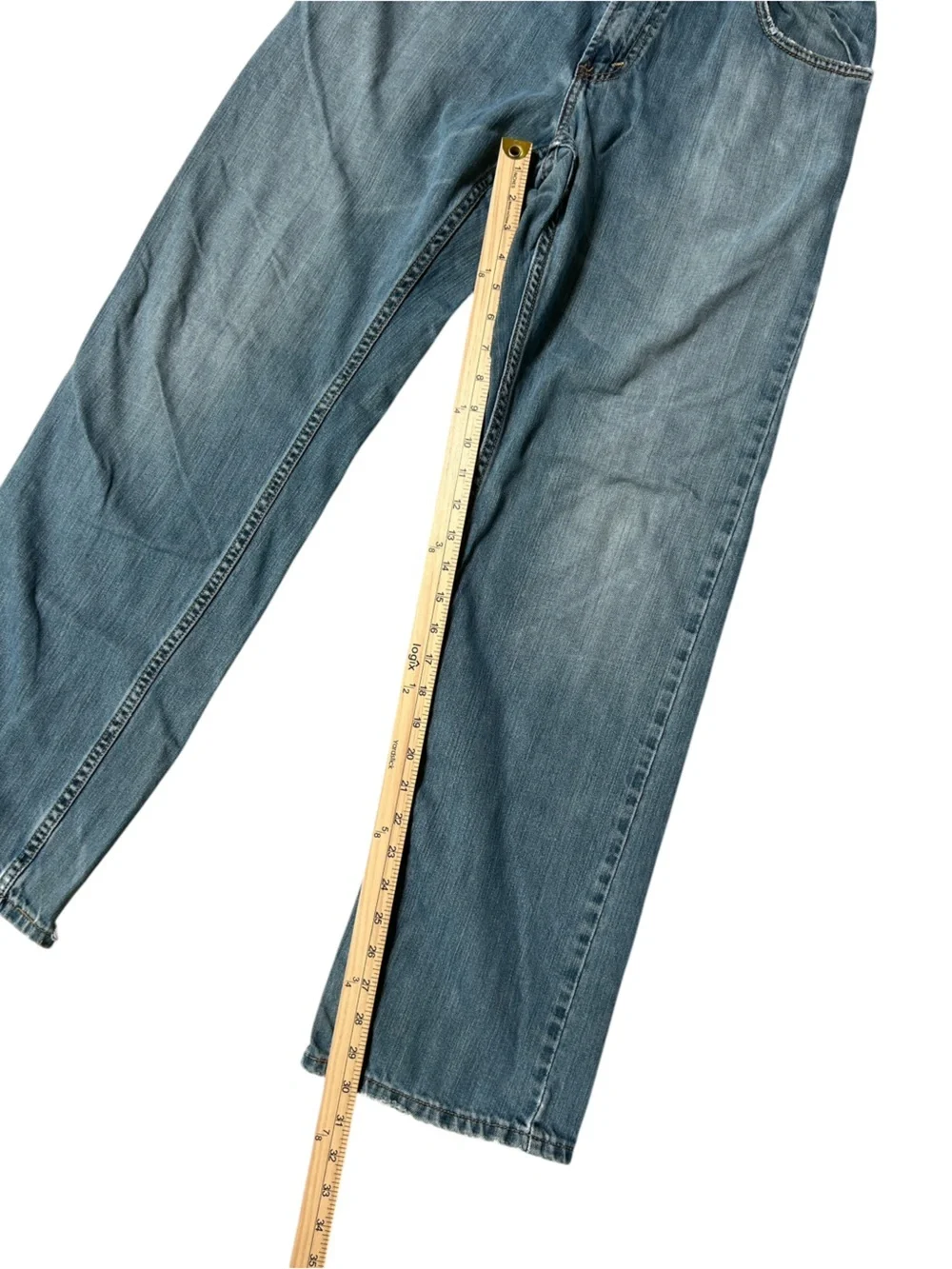 Y2K Levi's 559 Men's Baggy Light Wash Relaxed Jeans 30x32